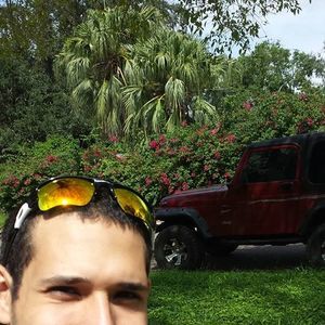 Meet your Posher, Javier